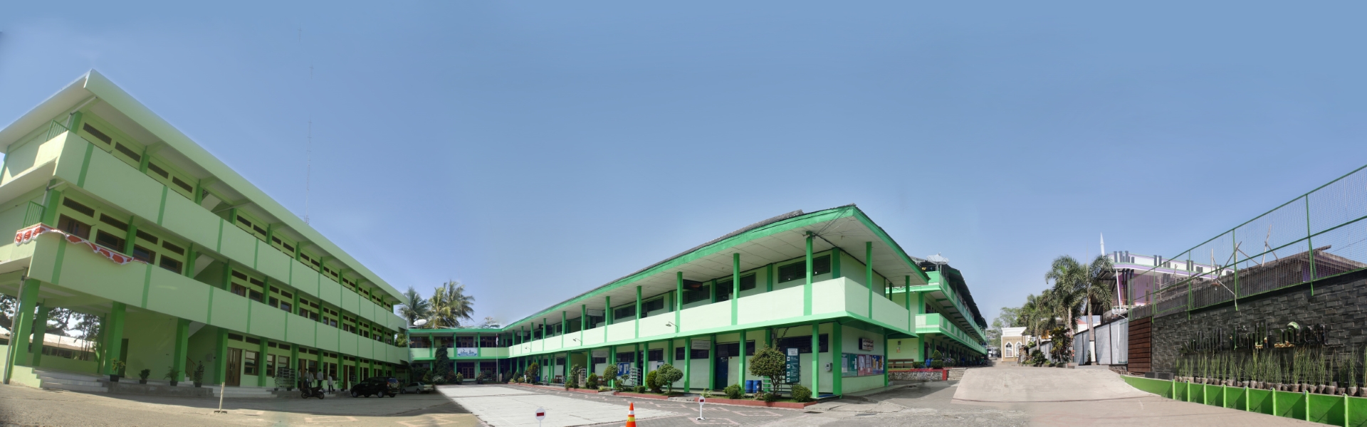 Dist Photo 1